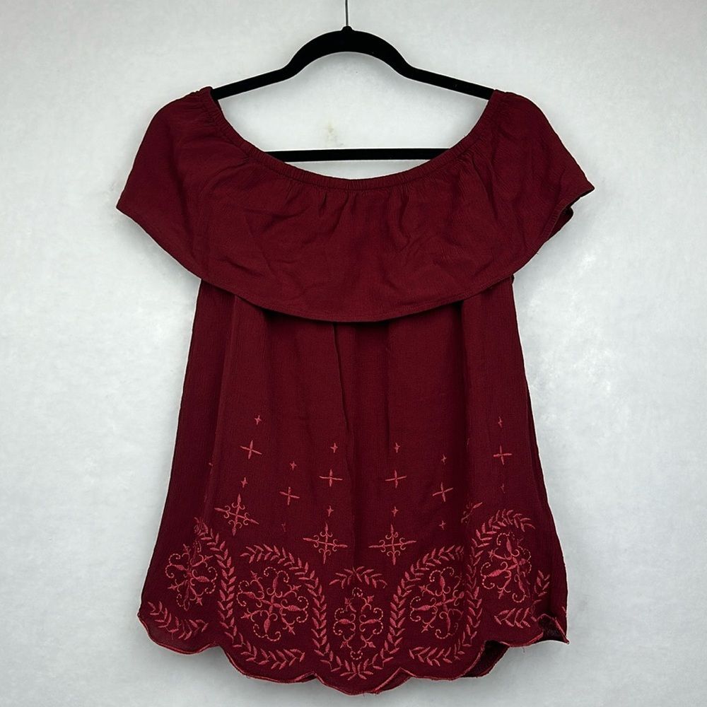 Women's Cato Top SZ XS Rust Off The Shoulder Sleeves Embroidered Hem Accent